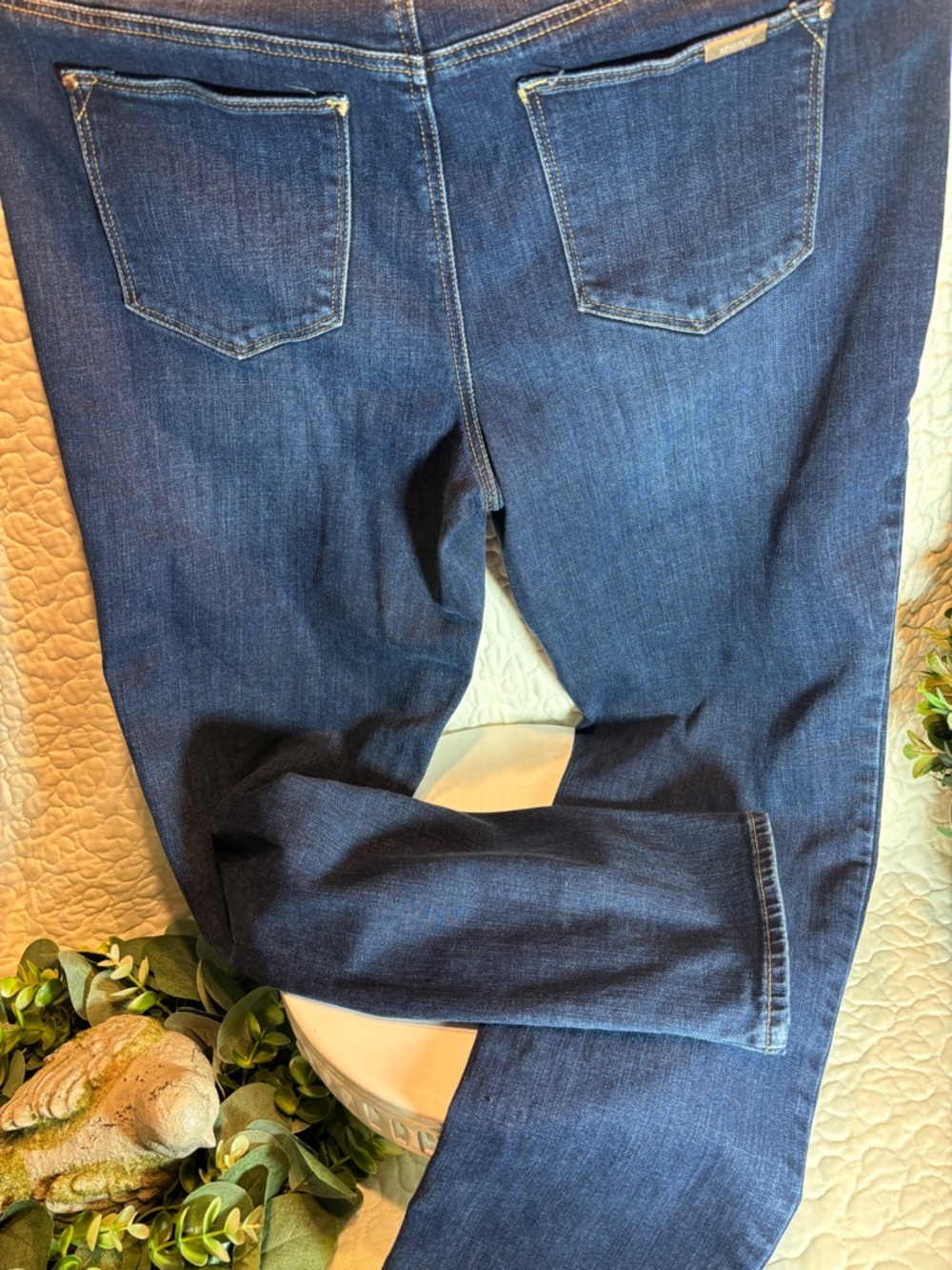 Chico’s Dark Blue Women’s Jeans - Classic Denim - Picture 4 of 5